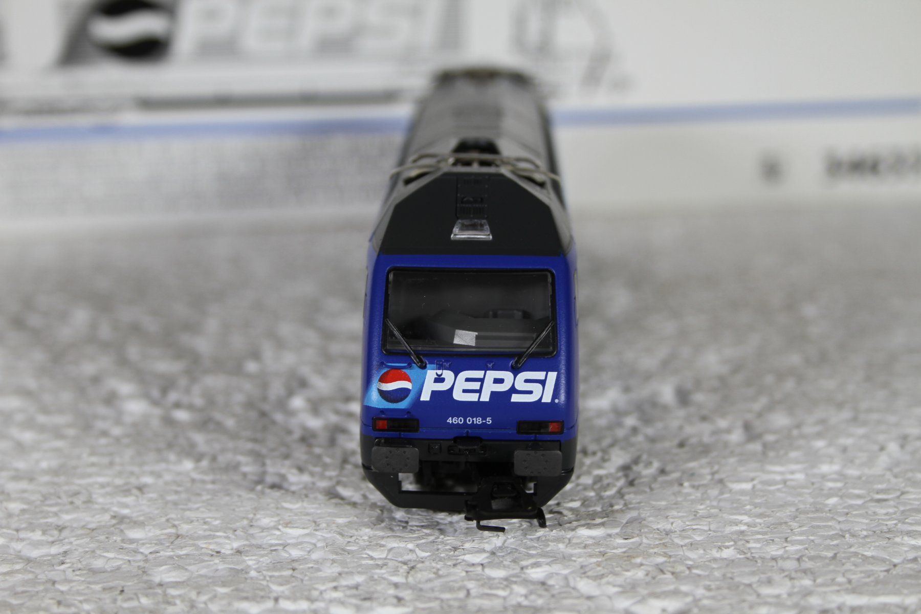 Märklin Modellini di ferrovie: Märklin 34633SBB Re 460 Pepsi – Usato da Triesen venduto da gleis8 3