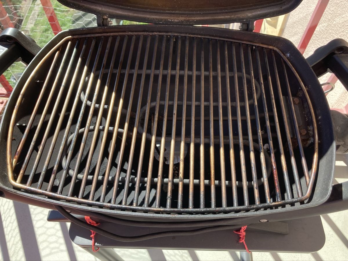 Grills: barbecue éléctrique – Gebraucht aus Les Verrières von gra_9thf 1