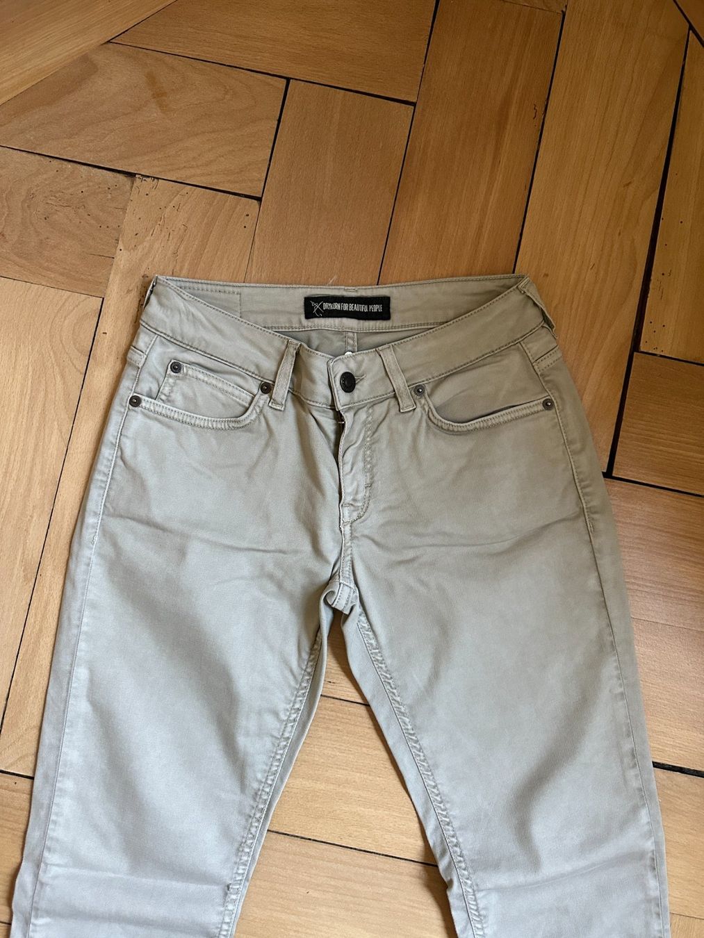 Drykorn Hosen: DRYKORN  - Hose beige 34 – Gebraucht aus Zürich von Diazaio 1