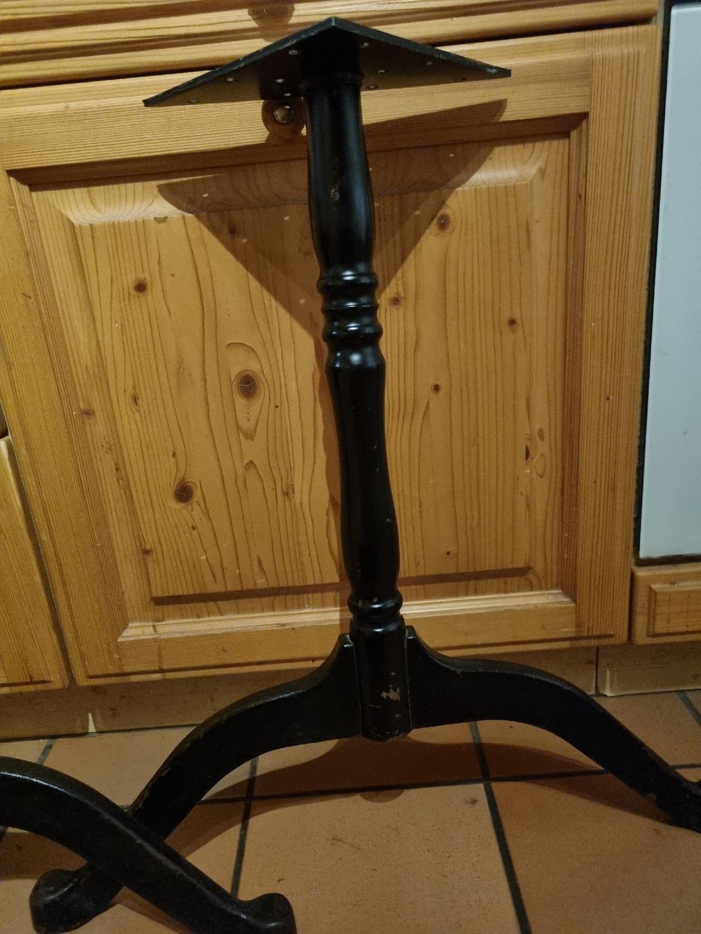 Altri mobili d'antiquariato: Antike Gusseisen Tisch Beinen – Usato da Laupen ZH venduto da mar_85cg 2