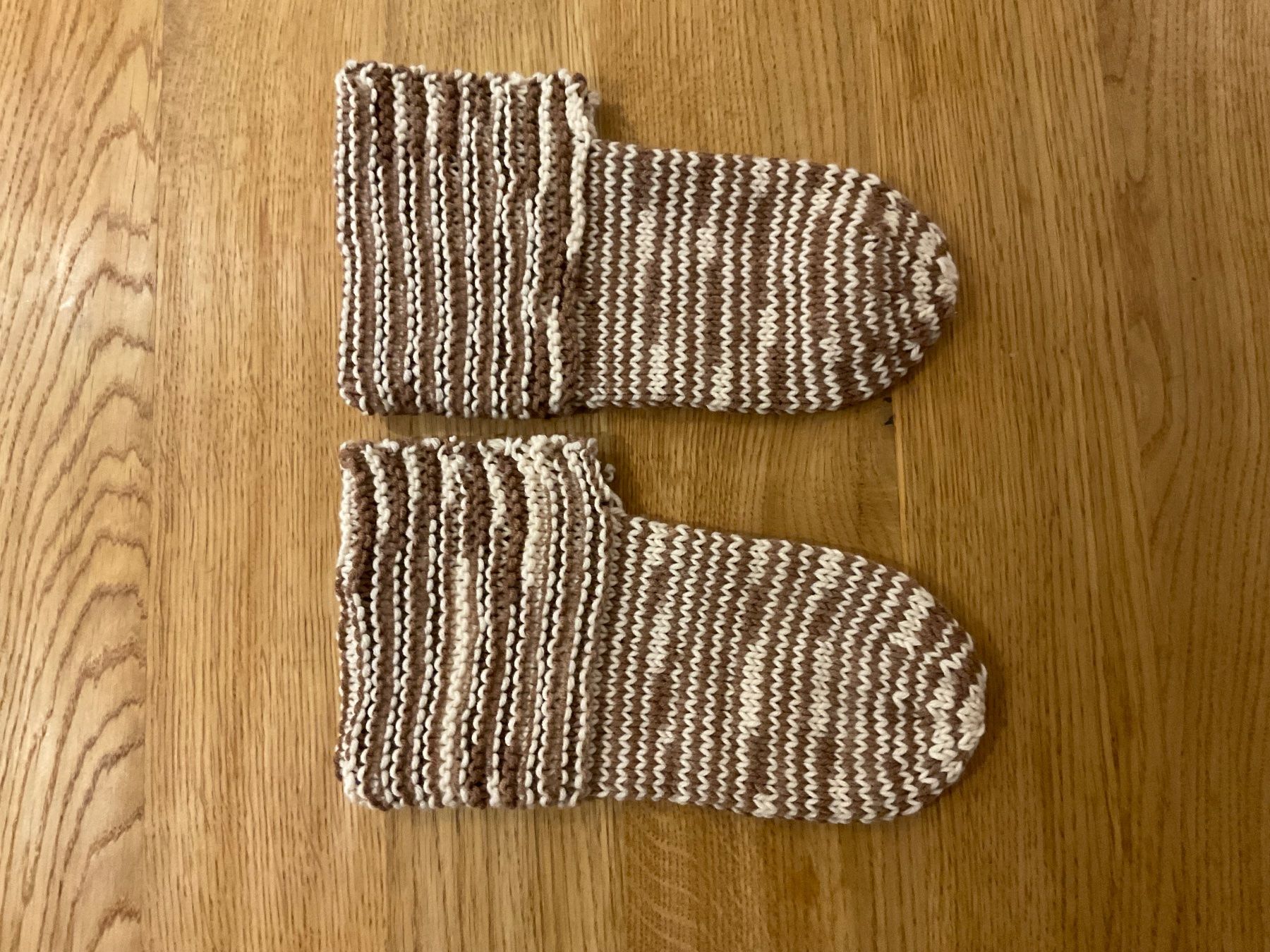Calze: Handgestrickte Bettsocken Gr. 40/41 – Nuovo (secondo la descrizione) da Wetzikon ZH venduto da FeeF 1