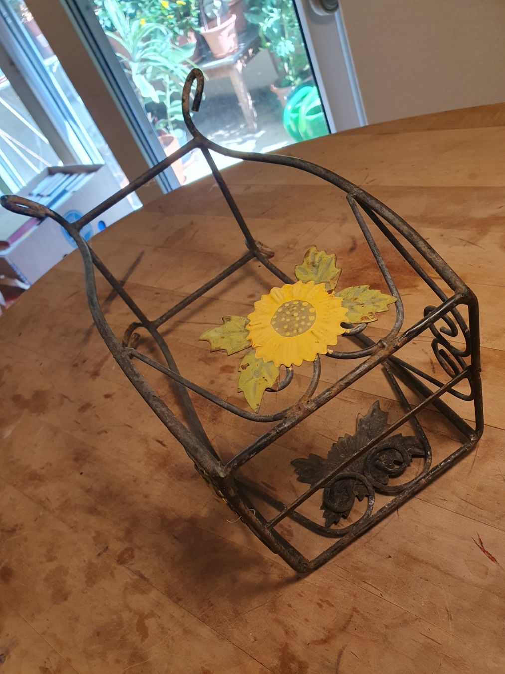 Altri mobili per ufficio: Schirmständer mit Sonnenblumenmotiv – Usato da Zürich venduto da loosebone 2