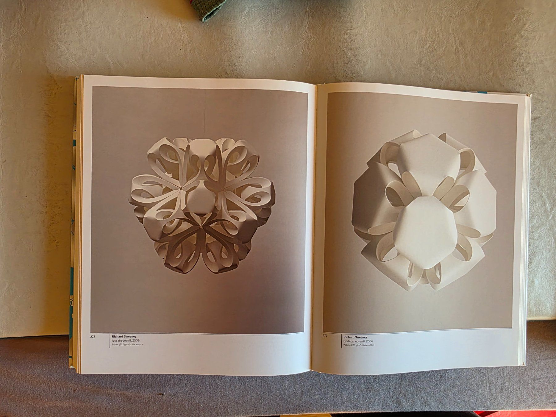 Libri: Patterns 2. Muster in Design, Kunst u. Architektur - 2008 – Usato da Walterswil BE venduto da Lonitti 9