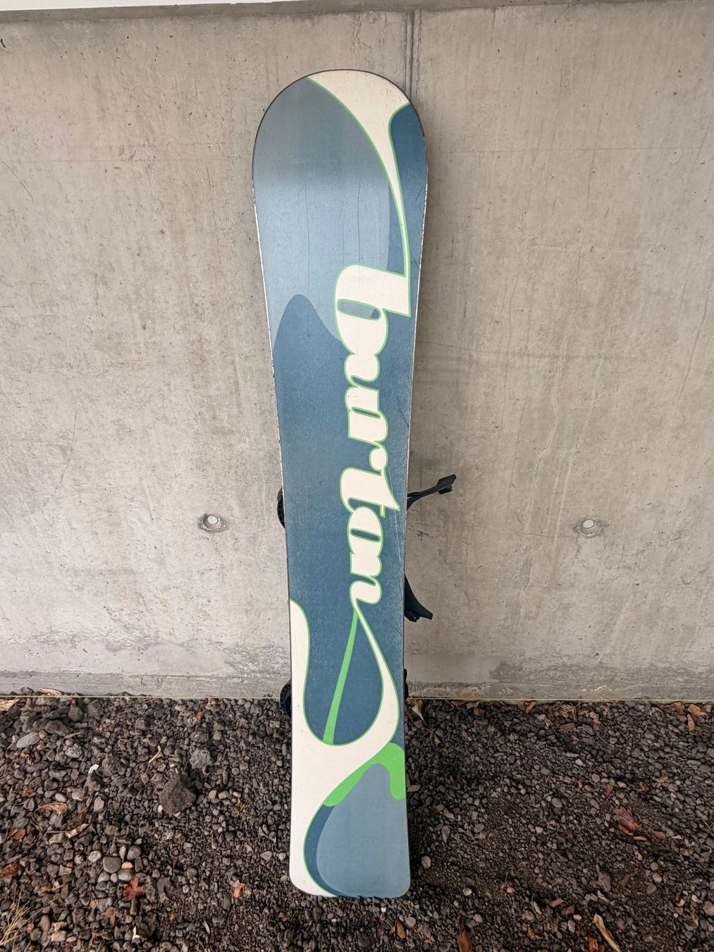 Burton Boards: Snowboard Burton e63 mit Bindung blau gebraucht – D'occasion à Hägendorf par Kristian2005 1