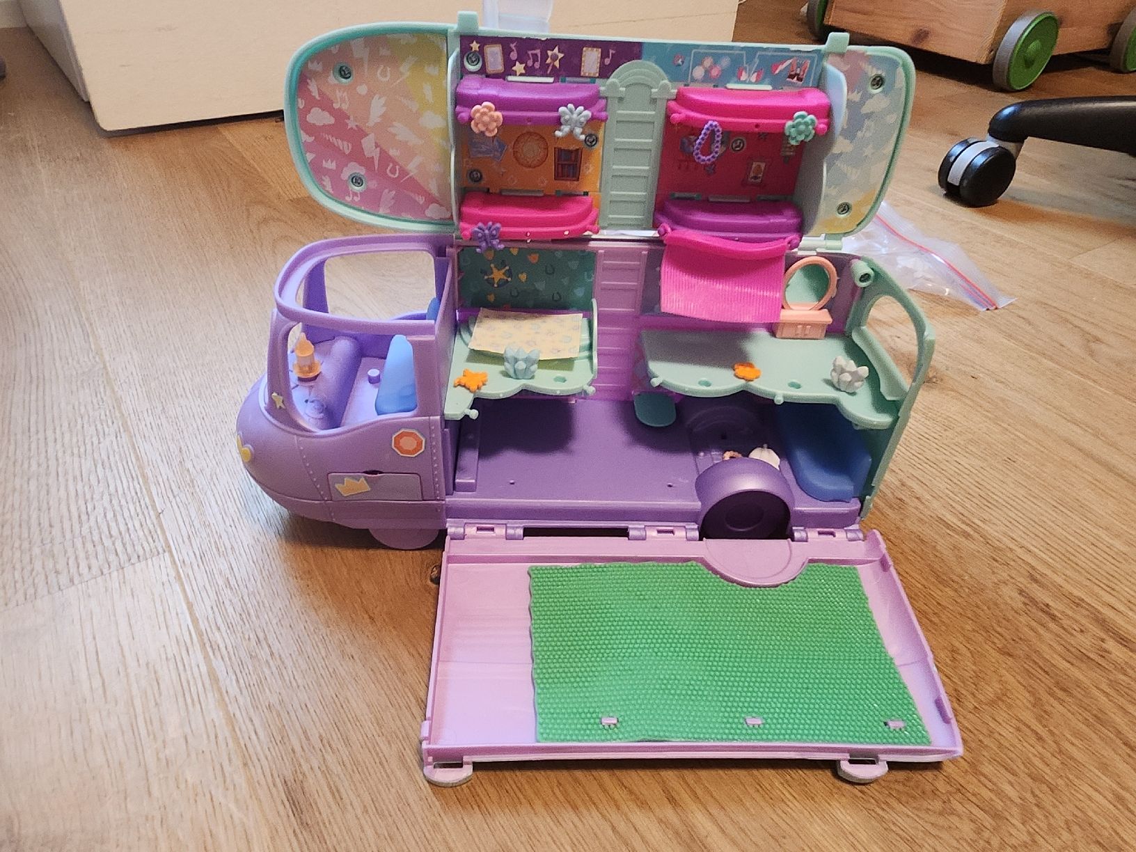 Giocattoli: My Little Pony Mini World Magic Creation Maretime Bay – Usato da Wolhusen venduto da bryman 2