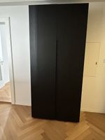 Garderoben- und Kleiderschrank mit 2 Flügeltüren
