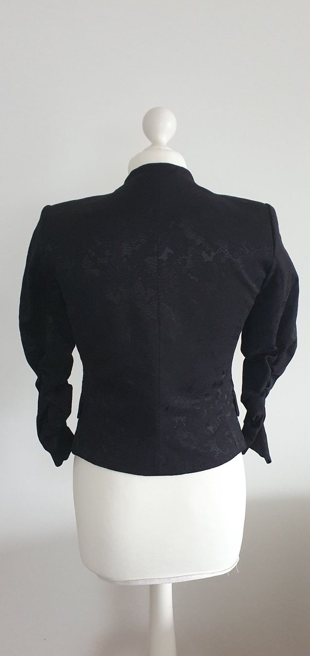 H&M Giacche: Blazer, Spitzenmuster, schwarz Gr 34 Neu – Usato da Stansstad venduto da InStyle8 3