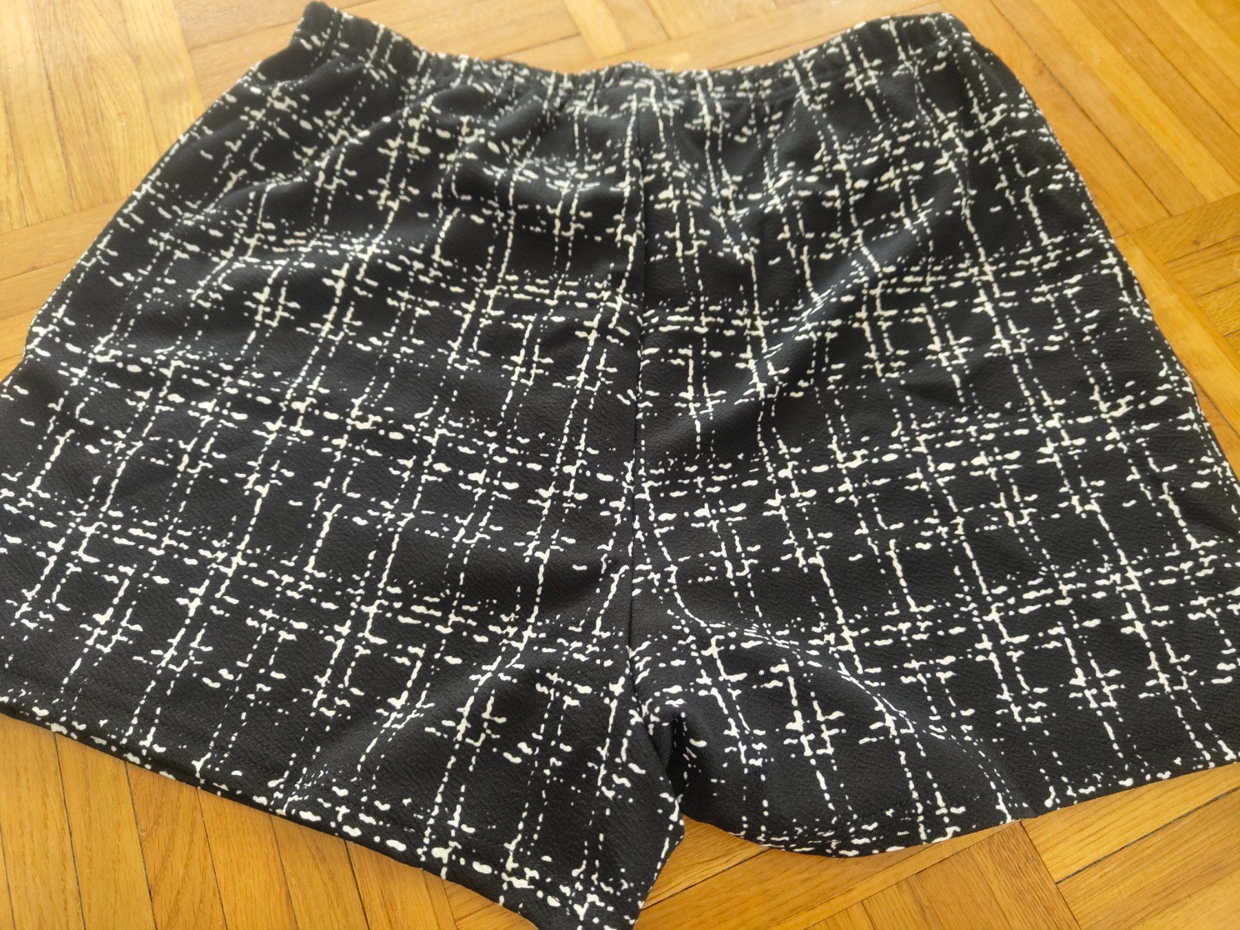 Shein Hosen: Short – Neu und originalverpackt aus Grand-Lancy von ana_7y2f 2