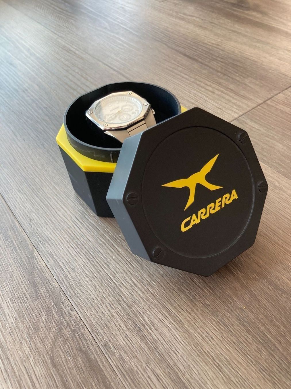 Carrera Uhren: Carrera Uhr – Gebraucht aus Andhausen von Resch89 2
