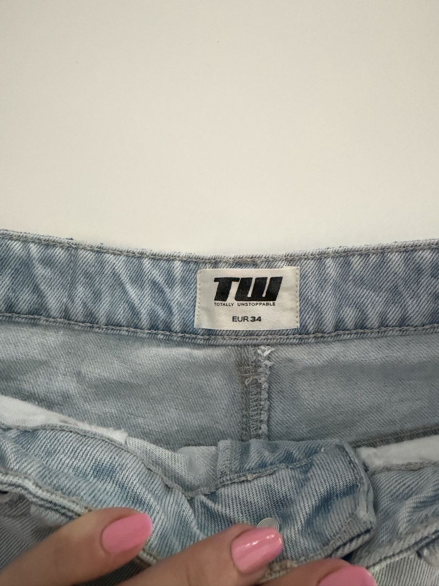 Tally Weijl Jeans: TW Shorts light blue denim size 34 – Usato da Gränichen venduto da Domsiiiii 2