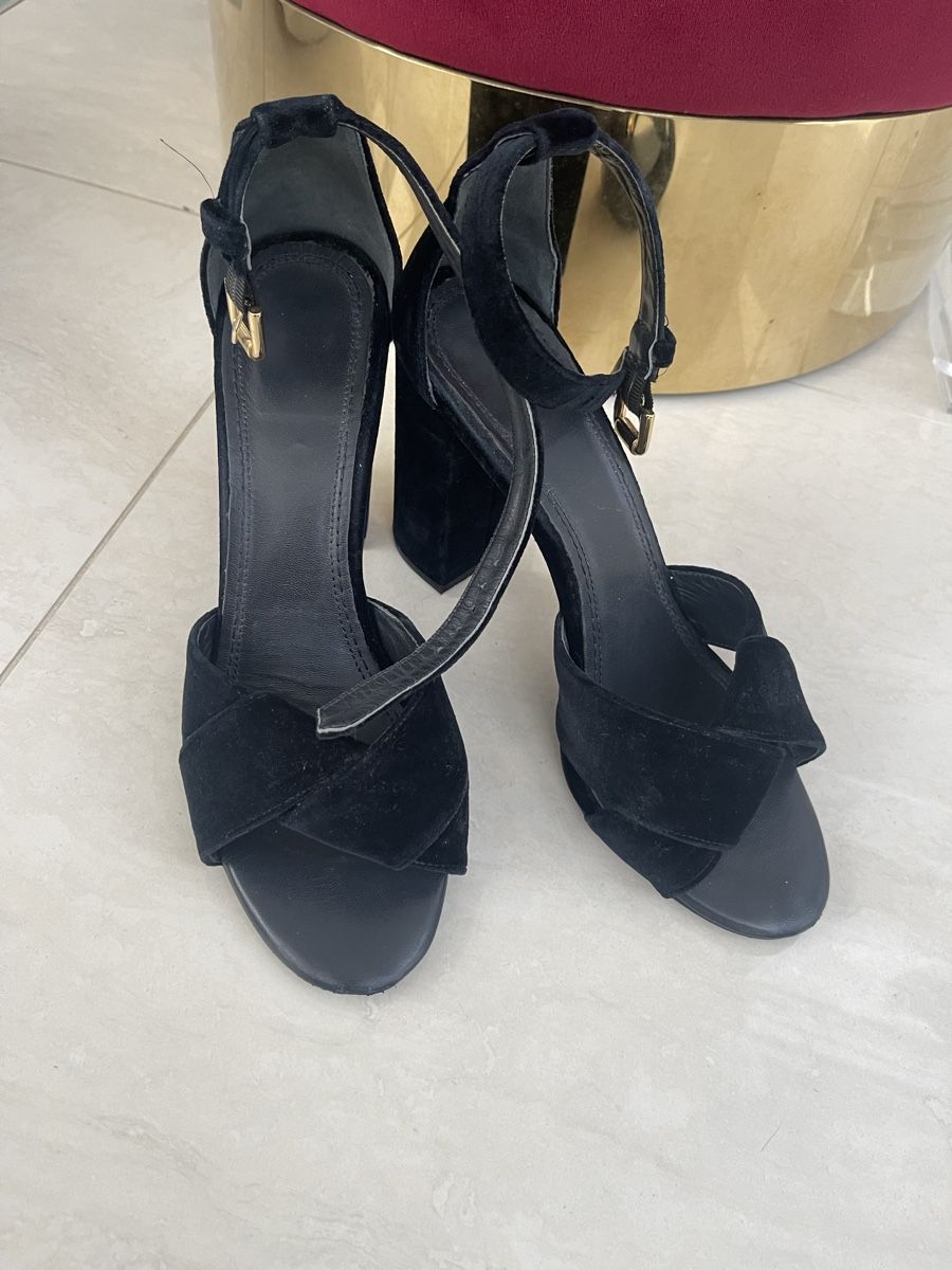Damenschuhe: Maje Sandalen – Gebraucht aus Weisslingen von Spiegelbild0 1