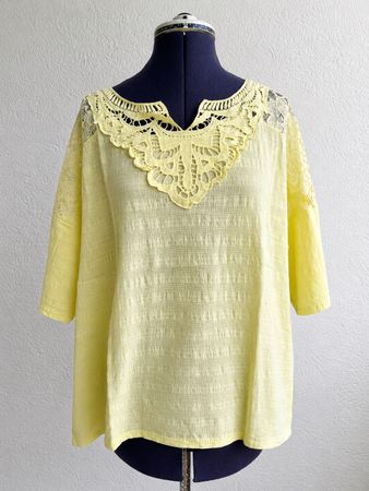 💛 Today Shirt mit Spitzen-Ausschnitt Gr. M wie neu