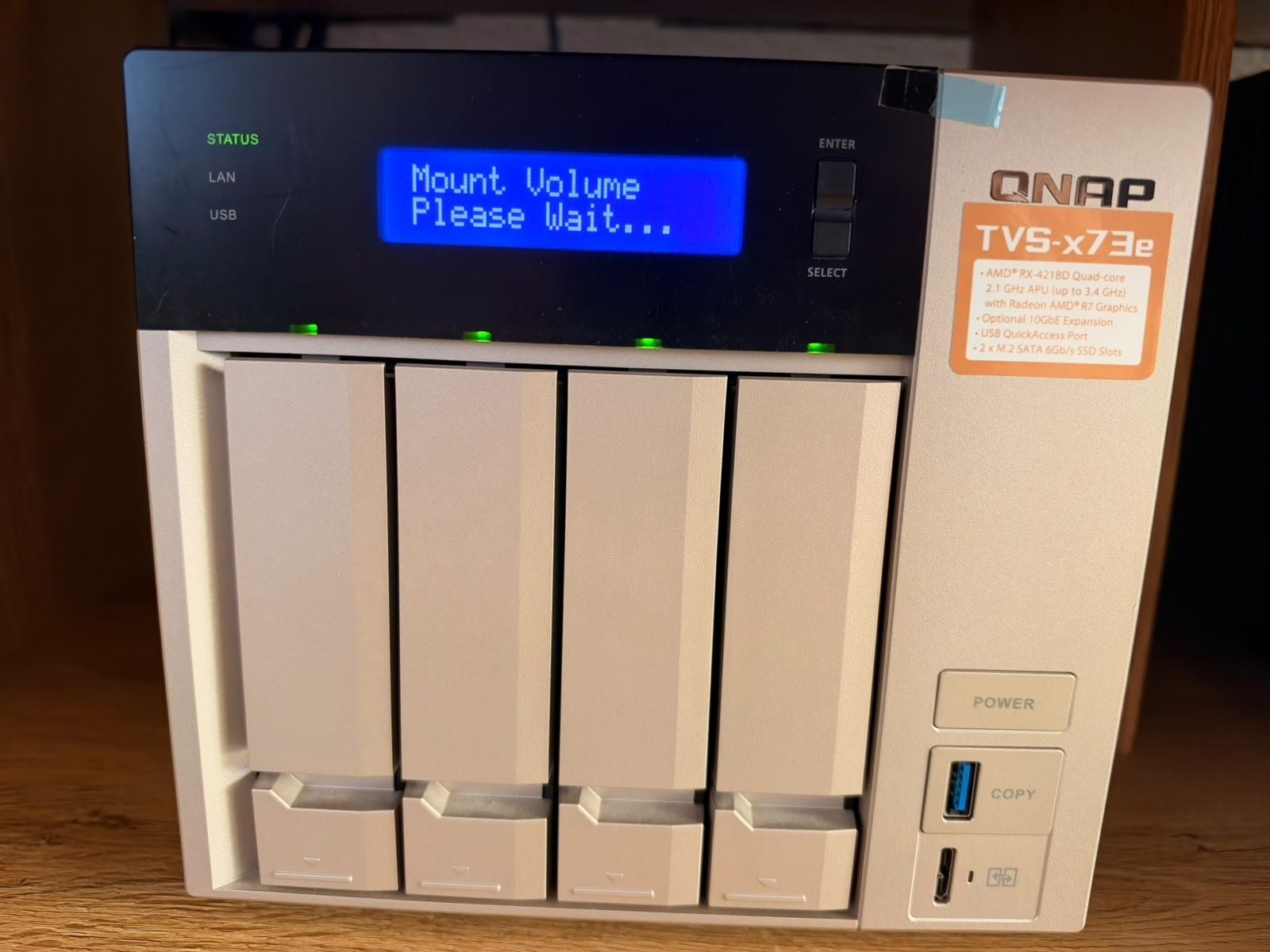 Qnap Server: QNAP TVS-473e defekt – Usato da Dietikon venduto da MisoB 2