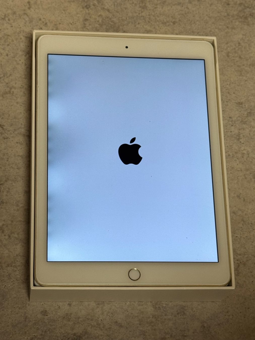 Apple Tablet PC: iPad Air 2 64 GB  Wi-Fi – Usato da Kaiseraugst venduto da Drasa 2