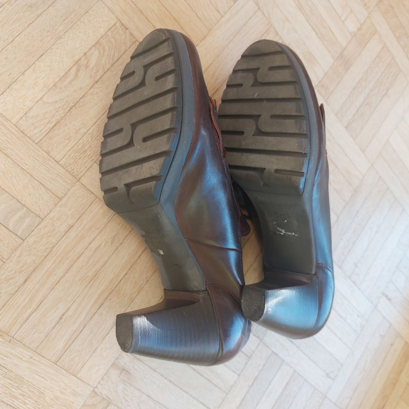 Högl Scarpe da donna: Högl Pumps, Leder braun, 40 – Usato da Freienbach venduto da Stuagert 5