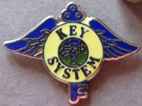 Placchette & Badge: PIN, KEY SYSTEM BAHN STRASSENBAHN BUSLINIEN, FLÜGEL – Usato da Neuhausen venduto da luckimucki 2