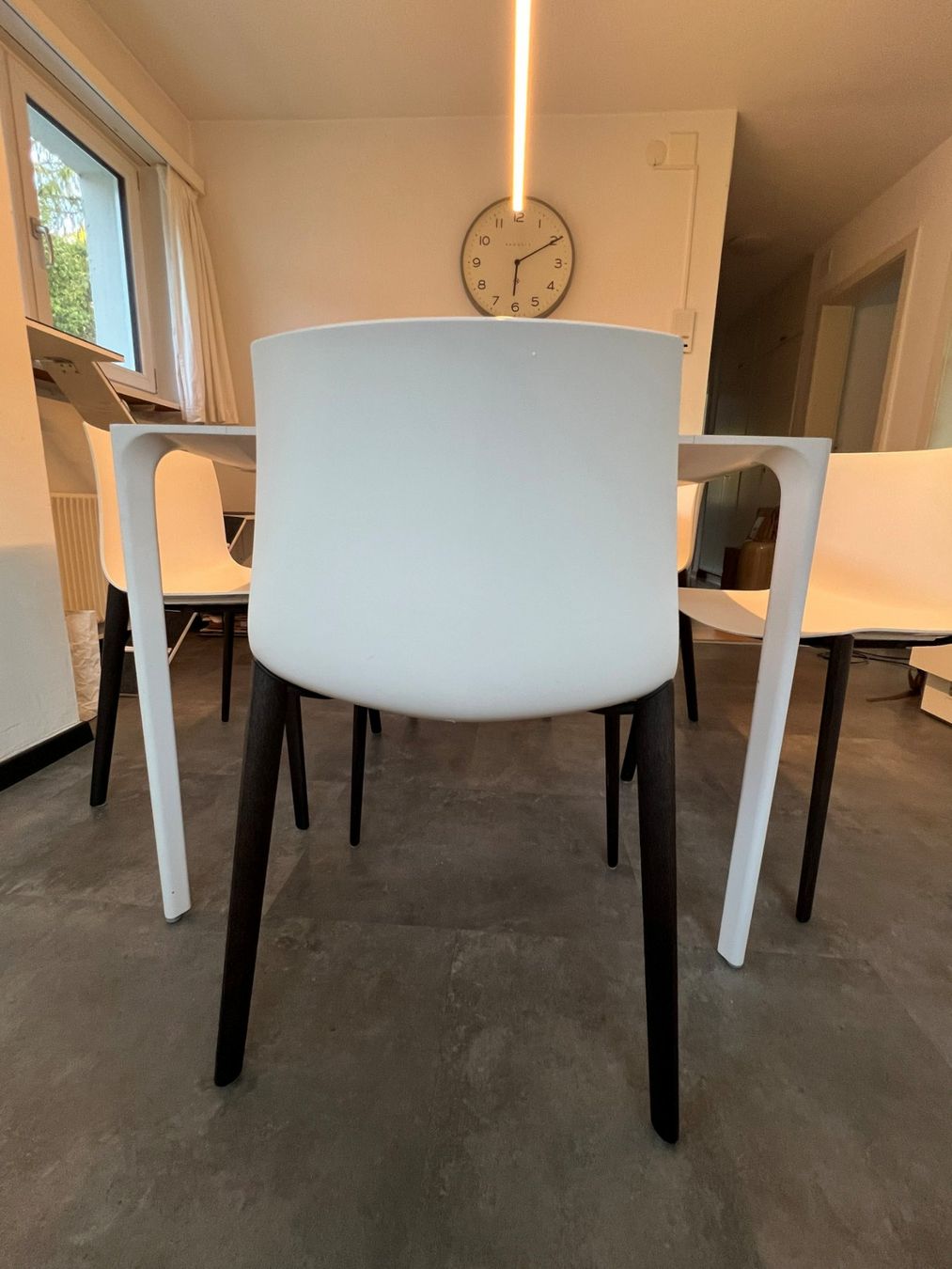 Arper Set di tavolo e panche: ARPER Tisch + 6 Stühle – Usato da Tamins venduto da filou037 4