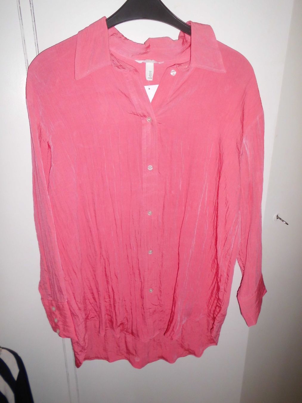 H&M Blusen: Chemise rose en T. L – Neu (gemäss Beschreibung) aus Marin-Epagnier von Madja