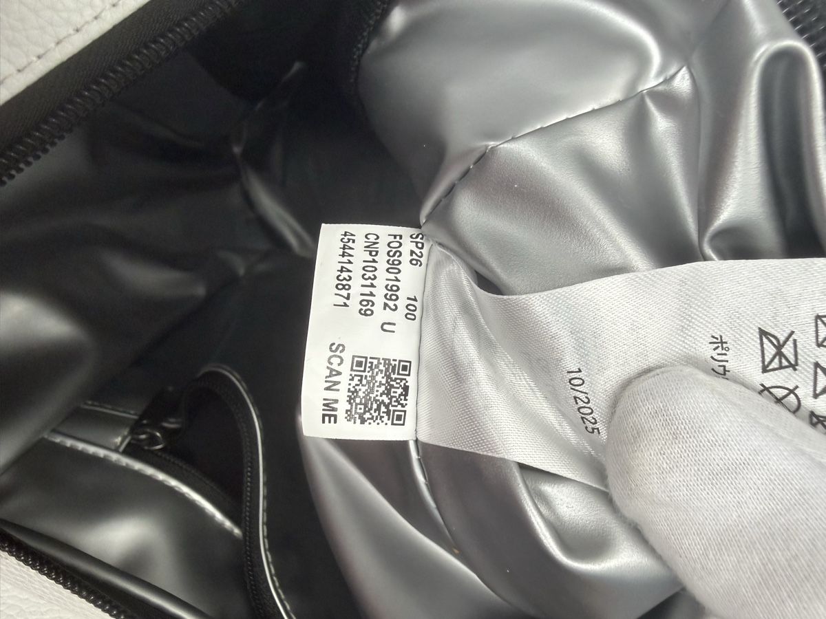 Oakley Borse: Oakley handbag – Usato da Lausanne venduto da Unehistoiredesapes 5