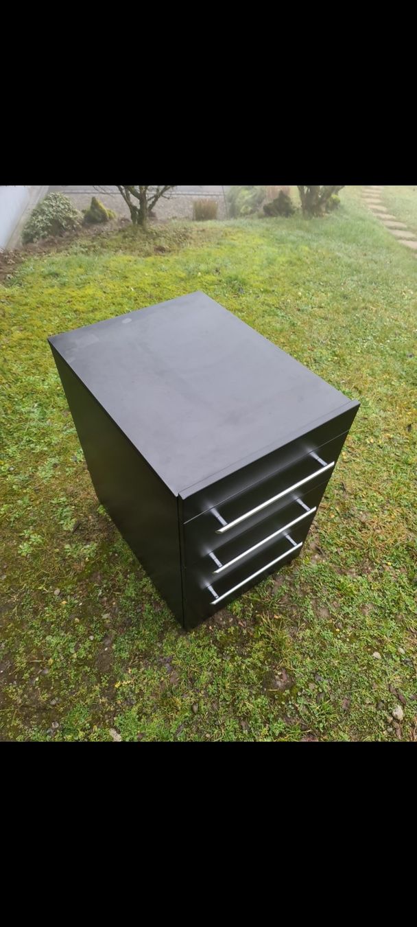 Banconi: Schwarzes Rollcontainerli mit Schubladen, hochwertig – Usato da Niederlenz venduto da DaveDasWahnsinn 3