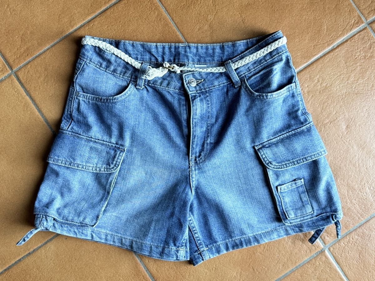 H&M Jeans: Shorts jeans cargo tg.36 – D'occasion à Bellinzona par bul_mvy5