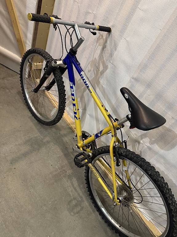 Vélos:  Vélo VTT TREK 800 Trail à vendre – D'occasion à Genève par mar_t6gz 2