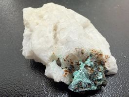 Malachit auf Quarzgestein, Messina, Zimbabwe (4.3)