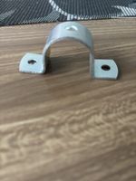 Rohrschelle / Rohrbefestigung verzinkt, Durchmesser 26.9 mm
