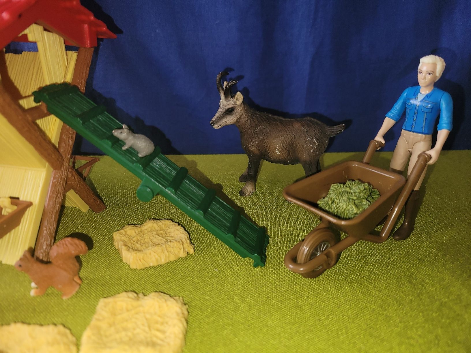Schleich Giocattoli: Schleich Waldtiere,Futterstation H93 – Usato da Aarberg venduto da Fink010 2
