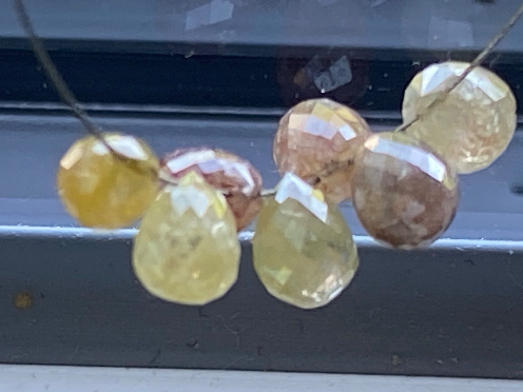 Pietre preziose: Einzelner Briolette-Diamant gebohrt, 100% natürlich – Nuovo (secondo la descrizione) da Langenthal venduto da Seelenfreunde 2