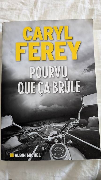 Libri: Pourvu que ça brûle de Caryl Ferey – Usato da Vinelz venduto da rav_h9zs