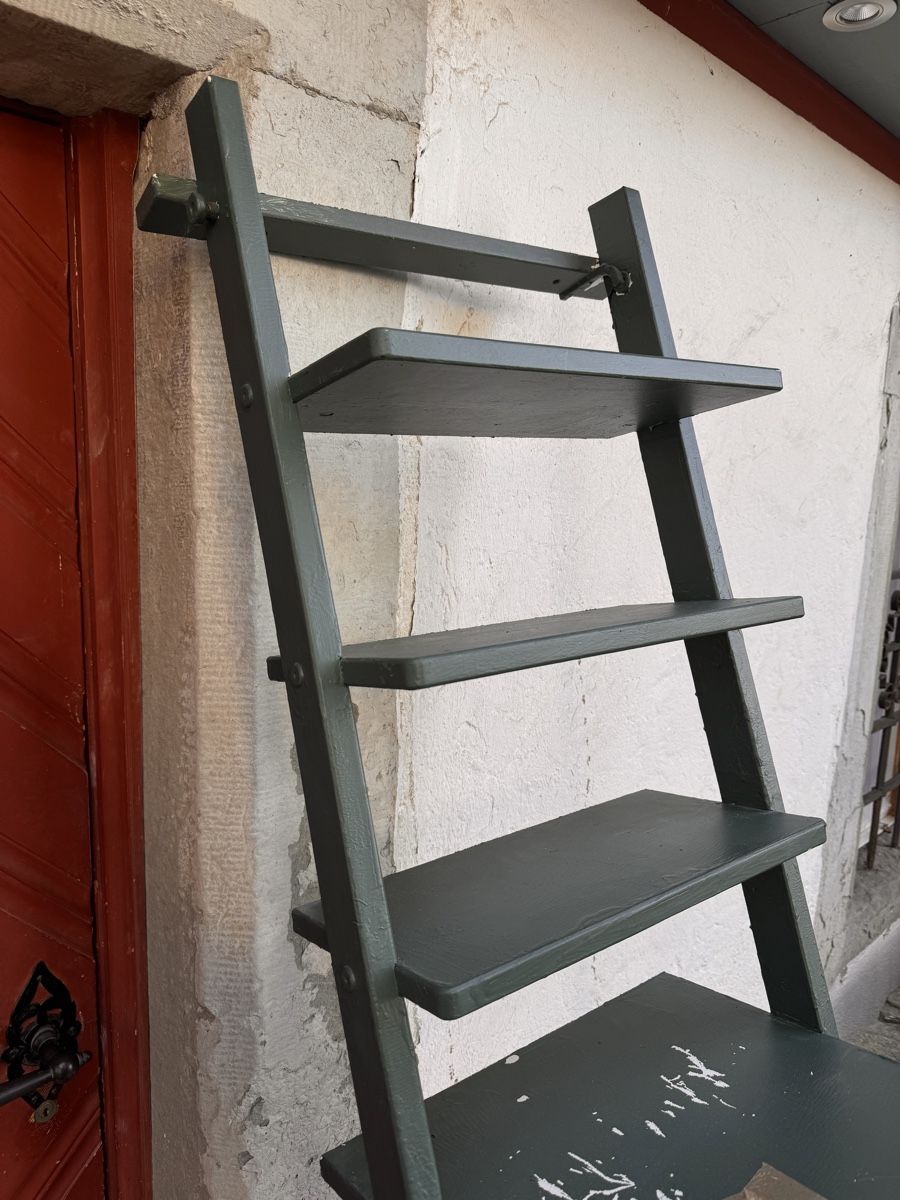 Ikea Regale: Hjälmaren Leiterregal Ikea – Gebraucht aus Richterswil von Manu55555