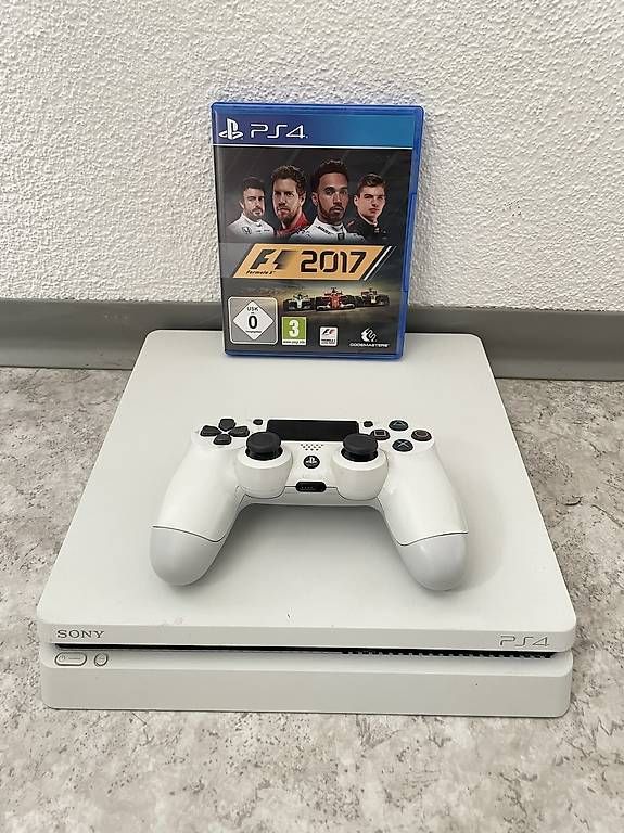 Console: PS4 SLIM ! – Usato da Flawil venduto da safrans