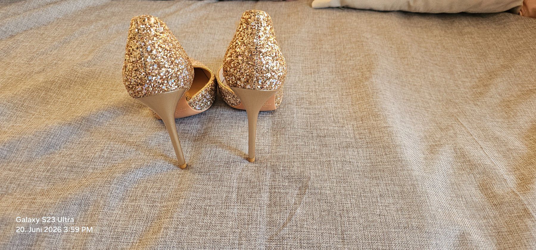 Scarpe da donna: High Heels Glitzer Design Gold (41) – Usato da Unterseen venduto da Anna57 1