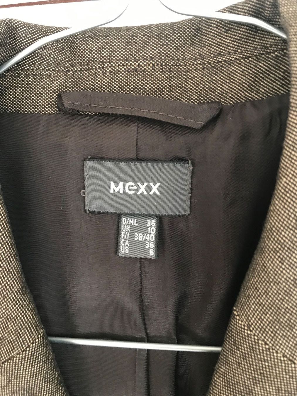 Mexx Jacken: Damen Blazer Dunkelbraun Mexx Gr34 – Gebraucht aus Les Giettes von les_6ddx 2