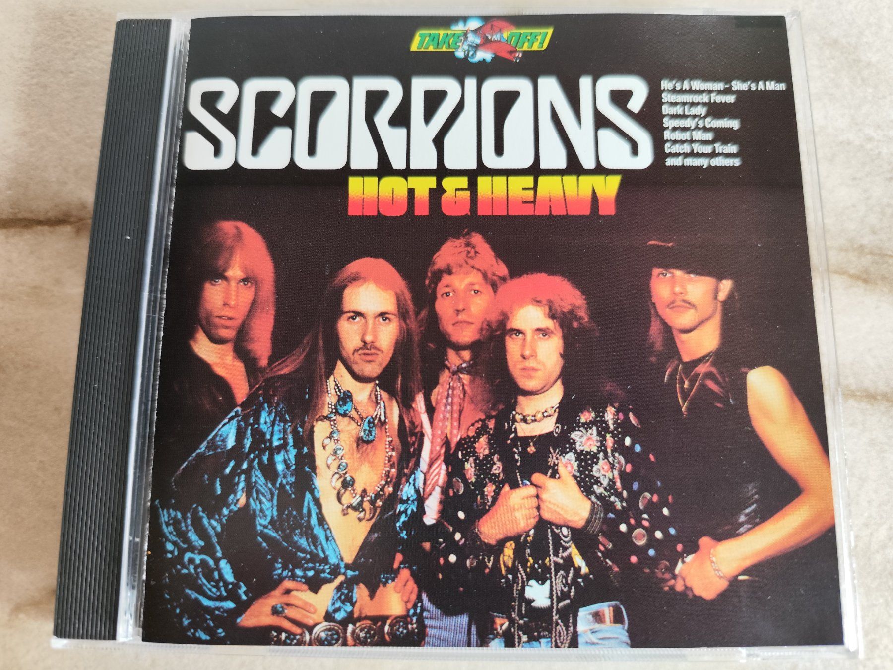 CDs: SCORPIONS - HOT & HEAVY - RCA Records 1982 – Neu (gemäss Beschreibung) aus Ermenswil von easyric