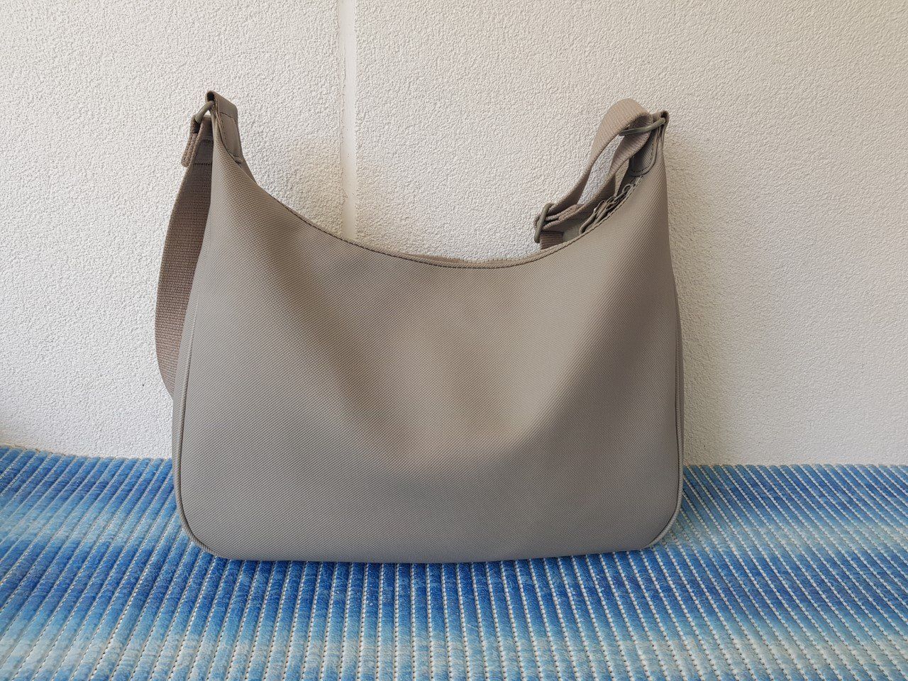 Lacoste Borse da donna: Lacoste Umhängetasche beige – Usato da Basel venduto da Birs868 3