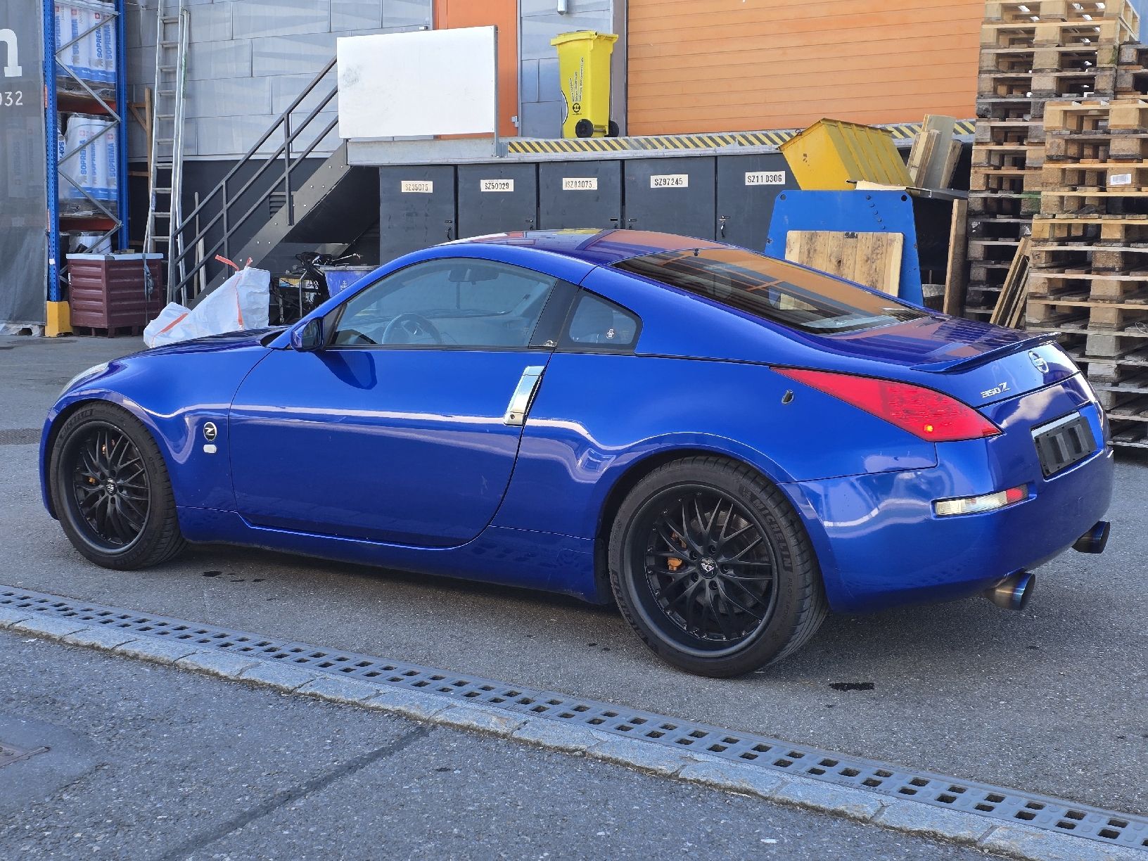 Nissan Automobili: Nissan 350 Z Coupé – Usato da Wangen SZ venduto da Gladiator03 1