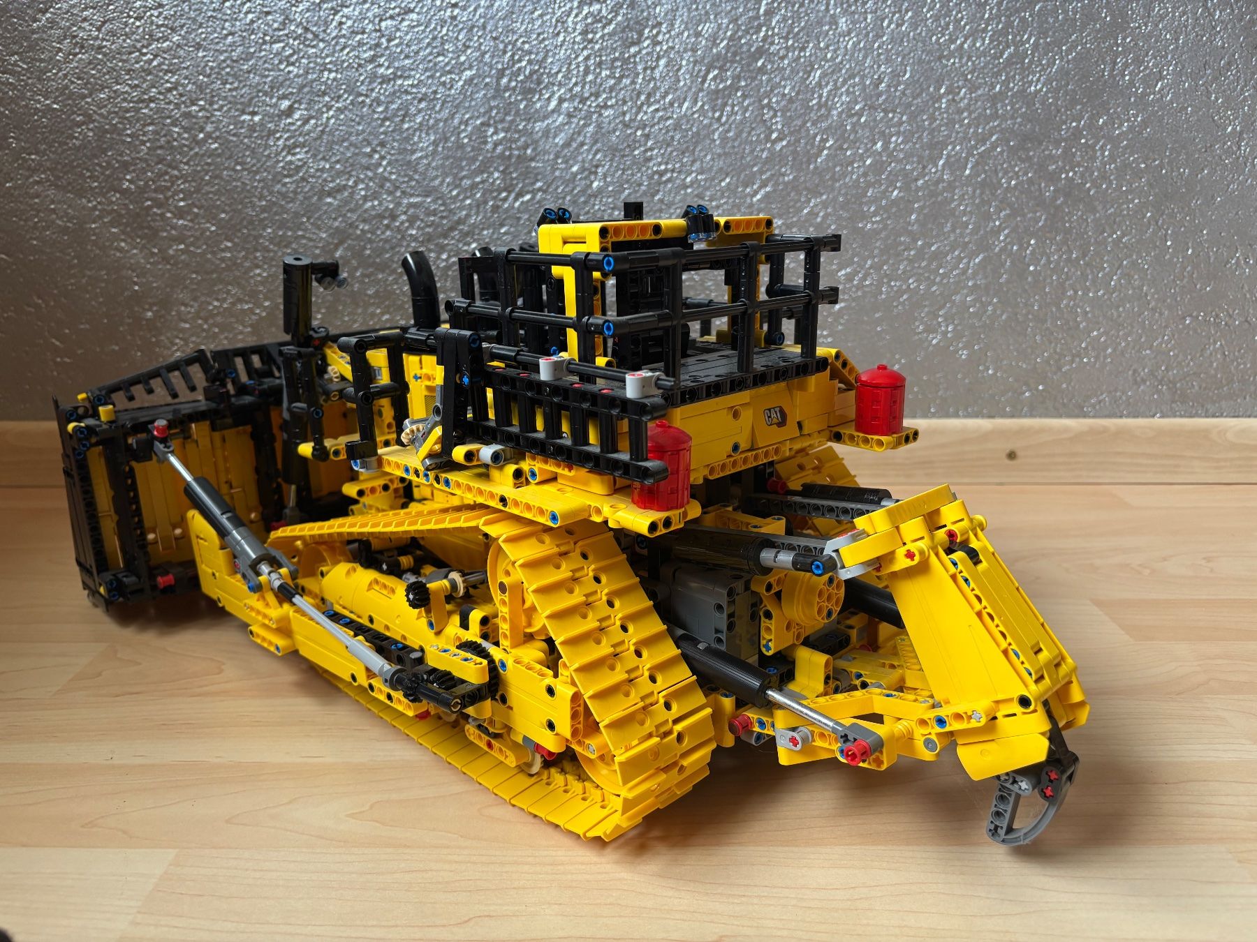 Lego Kit di costruzioni: LEGO 42131 Technic Appgesteuerter Cat D11 Bulldozer – Usato da Mauren venduto da Greiner 1