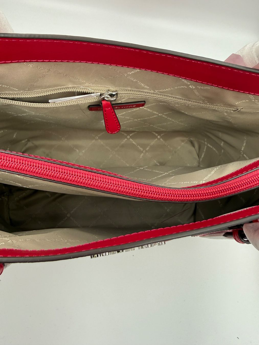 Michael Kors Borse da donna: Michael Kors Tasche dark rashpberry multi – Nuovo e nell'imballaggio originale da Wiedlisbach venduto da Sistershop 7
