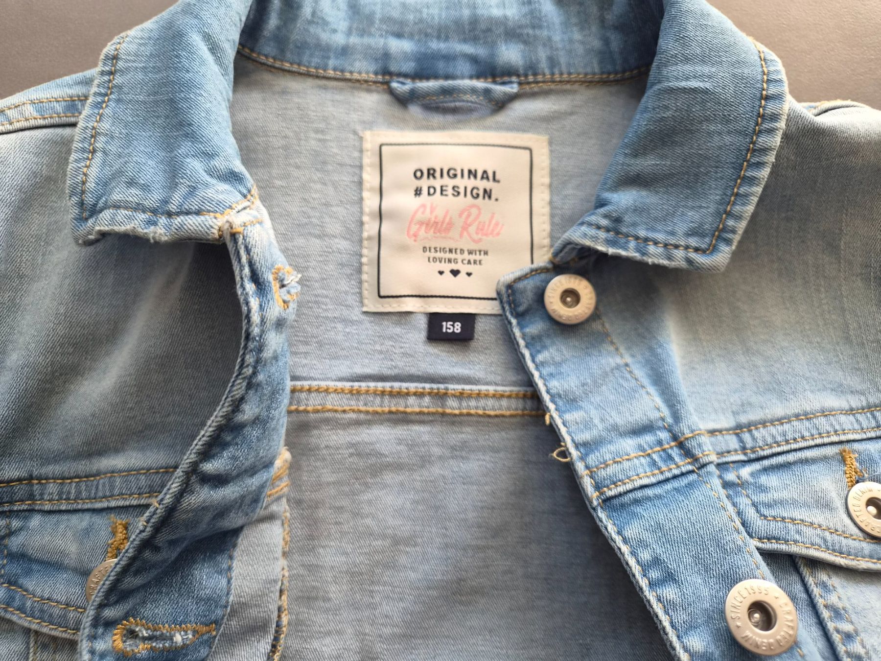 C&A Giacche & Cappotti: Jeansjacke Mädchen Grösse 158 – Usato da Bülach venduto da onkyo 1