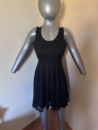 Robe noire neuve Laura Scott
