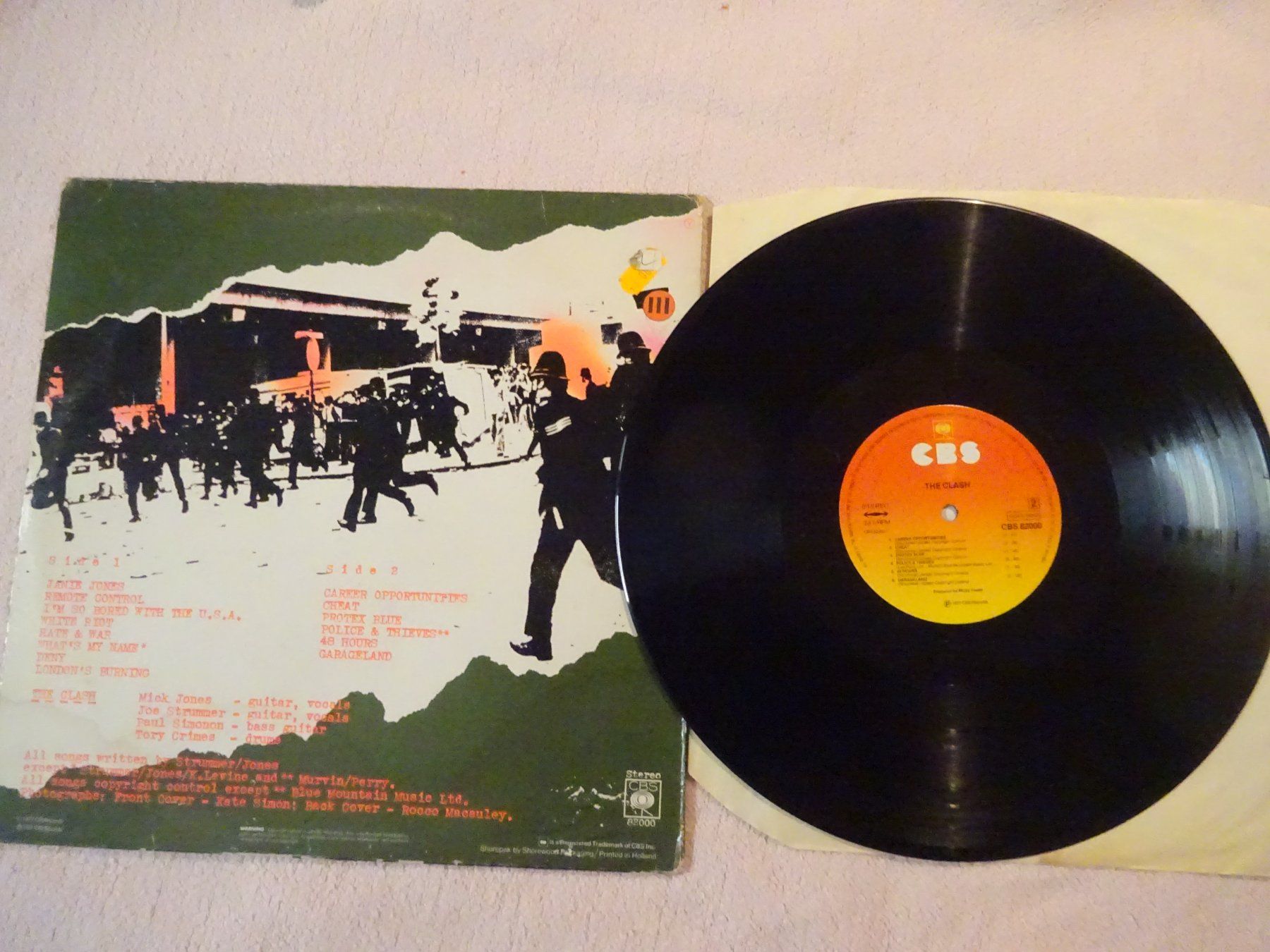 Dischi in vinile: THE CLASH ** THE CLASH – Usato da Luzern venduto da xrayspex99 3