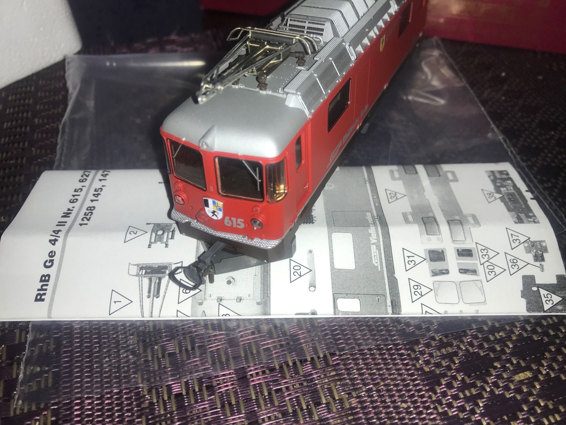 Bemo Modellini di ferrovie: Bemo RhB , Ge 4/4 616 Klosters, neuwertig. – Nuovo e nell'imballaggio originale da Glis venduto da 1Hector1 3
