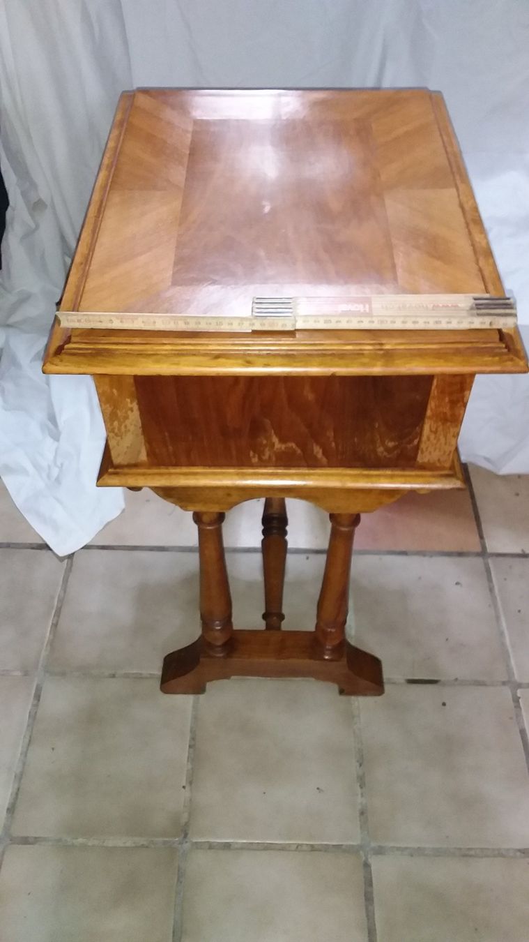 Cassettiere: Comode bois dure – Usato da Neuchâtel venduto da pasprie 2