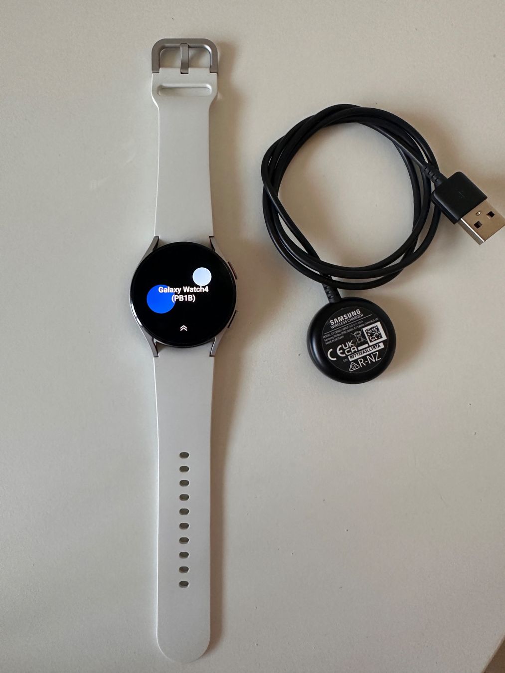 Samsung Smartwatch: Smartwatch Samsung Galaxy Watch 4 – Gebraucht aus Schwarzenburg von mezulienka