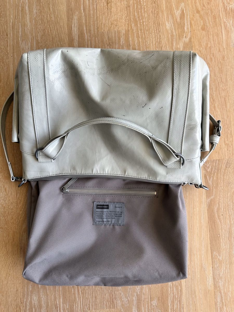 Freitag Borse da donna: Freitag Reference Line Austen R120 – Nuovo (secondo la descrizione) da Meilen venduto da luc_pg8f 7