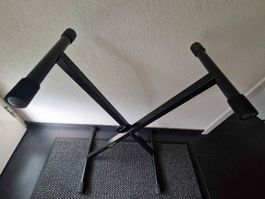 Hercules Keyboardständer EZ-LOK, Top Zustand