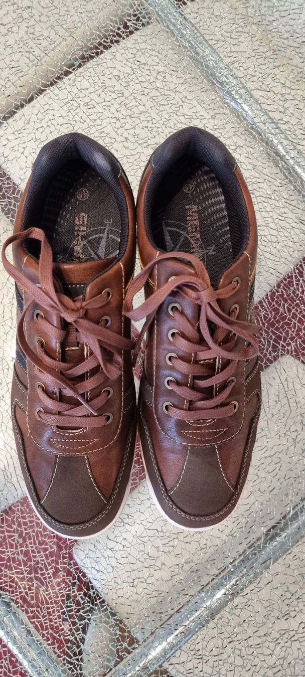 Scarpe da donna: Memphis Gr. 45 – Usato da Luzern venduto da Edii025 4