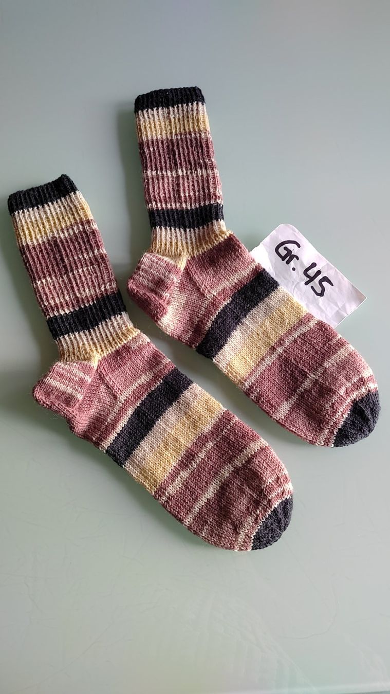 Socken: Handgestrickte Socken Gr. 45 – Neu (gemäss Beschreibung) aus Langenthal von Markus-70